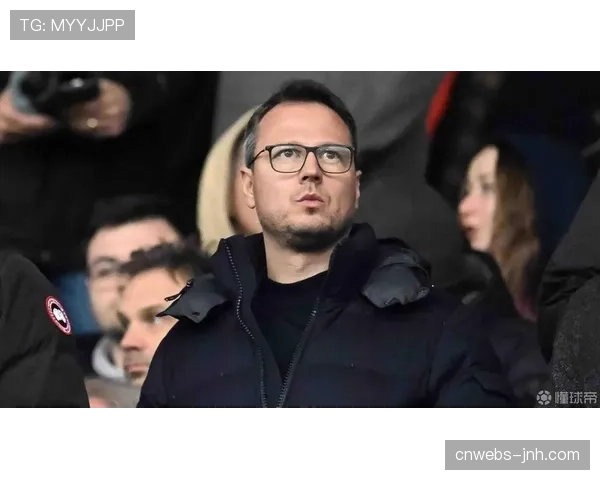 沃尔夫斯堡新总监施韦格勒亮相,承诺打造青年军竞争力 沃尔夫斯堡新总监施韦格勒亮相,承诺打造青年军竞争力