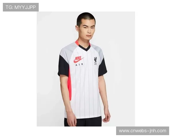 足球豪门变身跨界文化品牌，球衣从身份象征演变为时尚奢侈品